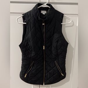 Crown&Ivy Black Vest XS